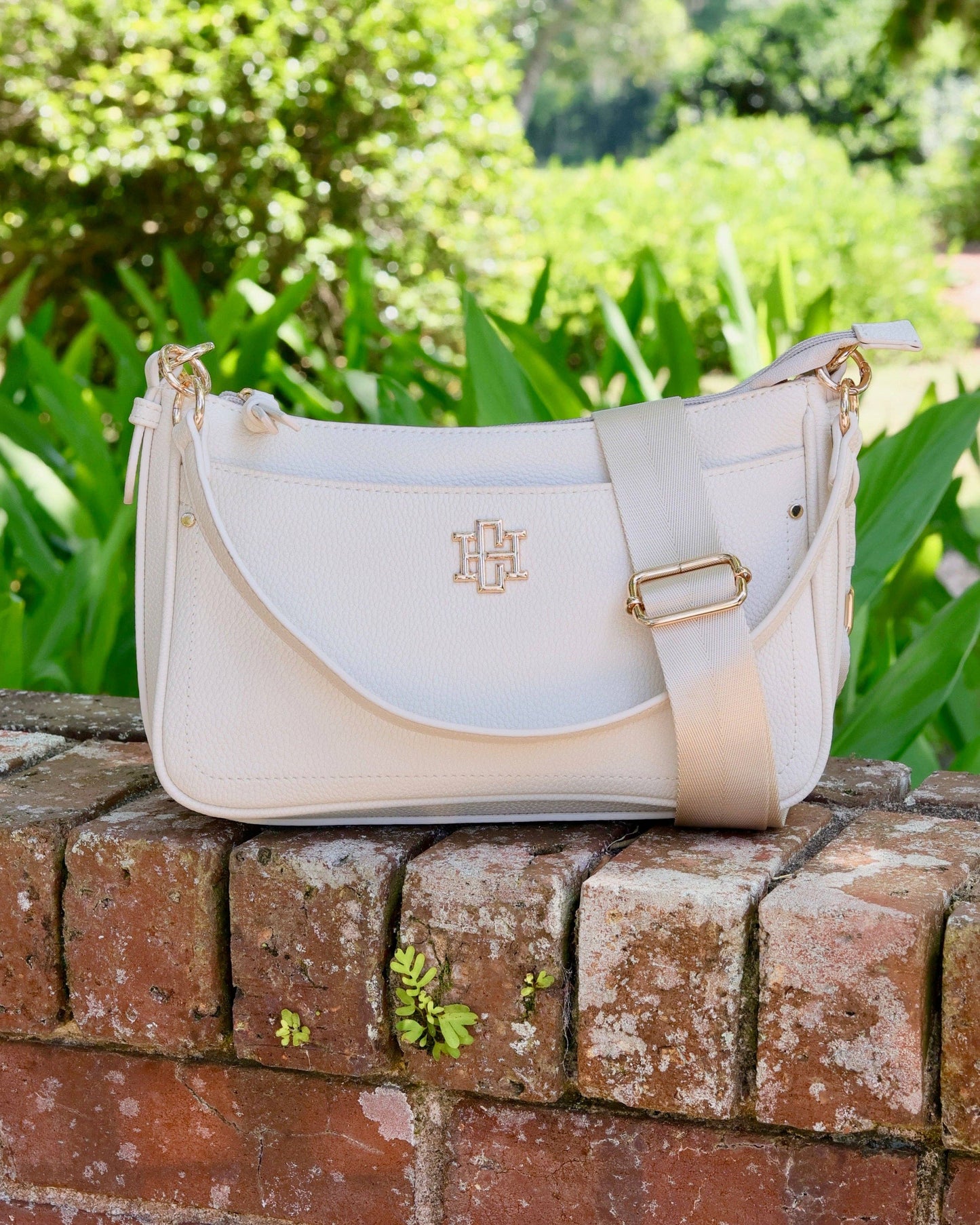 Paxton Crossbody with Pockets Cream PB Caroline Hill