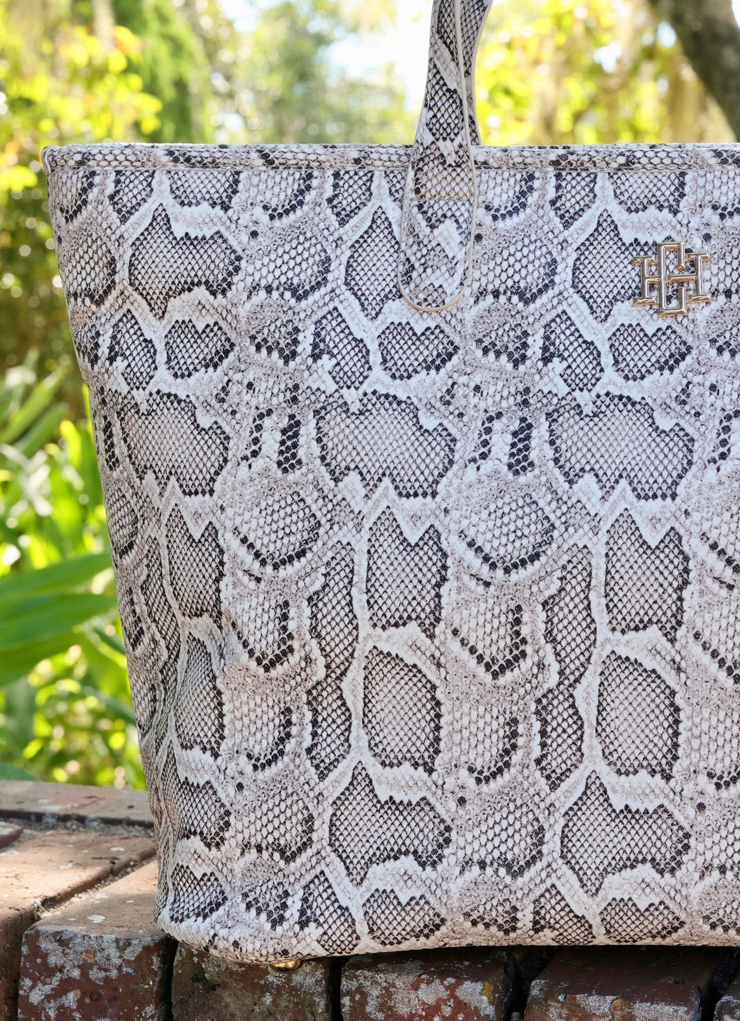 Daniela Large Tote MOCHA ES Caroline Hill