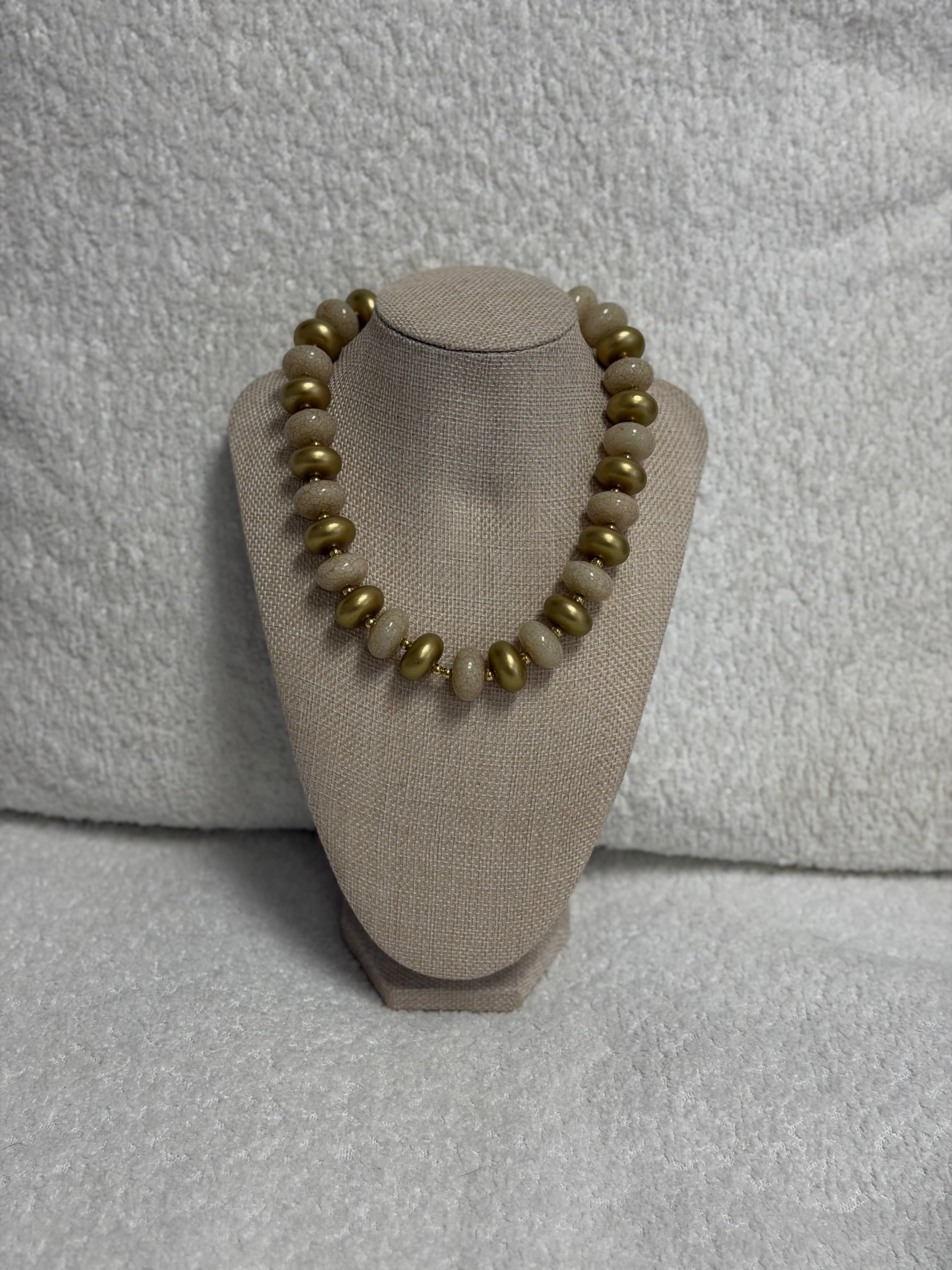 HART Goldie White Necklace